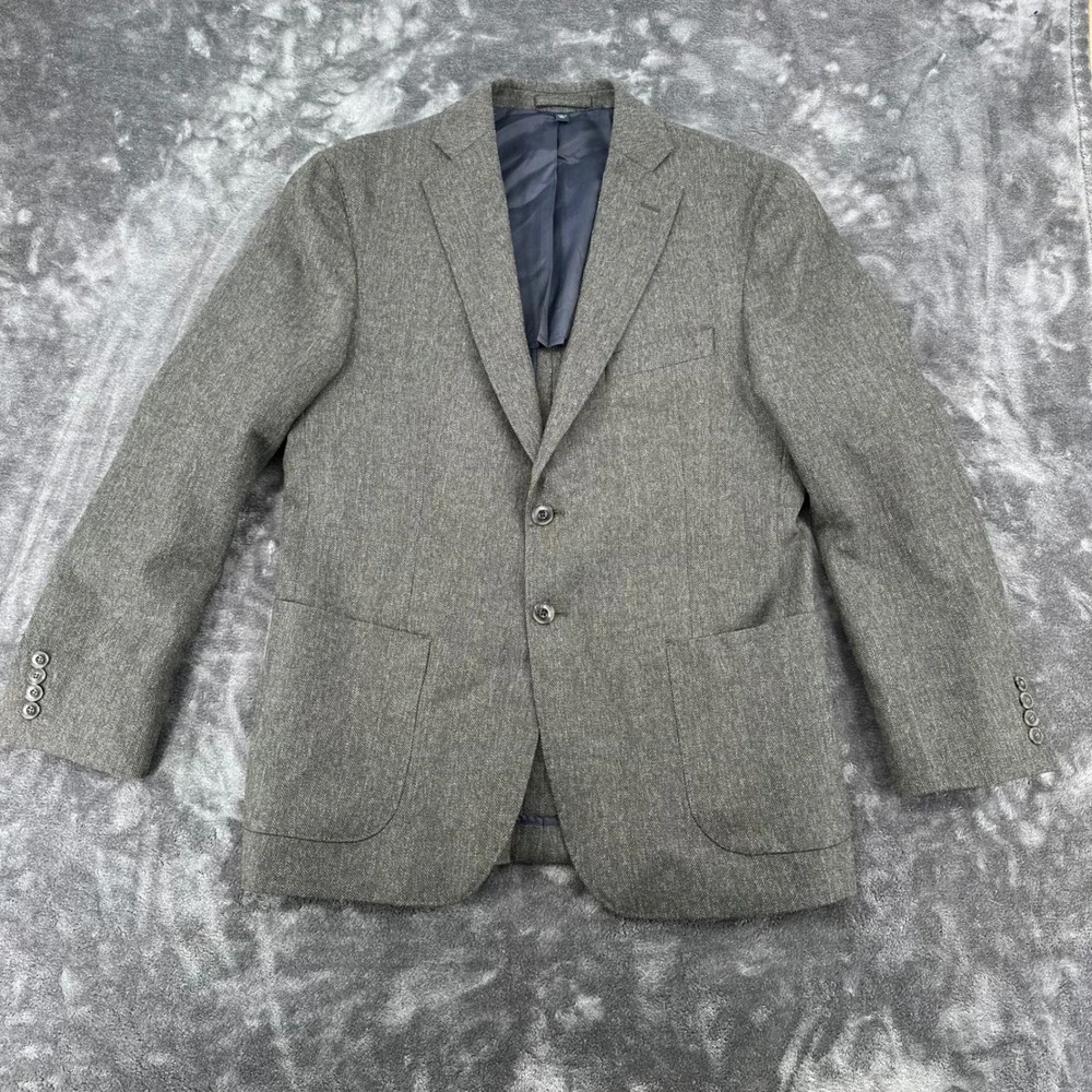 Jos. A. Bank 42 Short Tailored Fit Grey Herringbone 100% Wool Sport Coat Blazer
